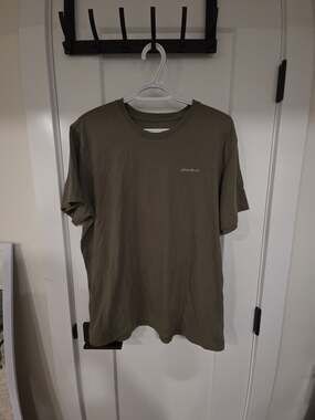 Eddie Bauer T-Shirt Olive Green